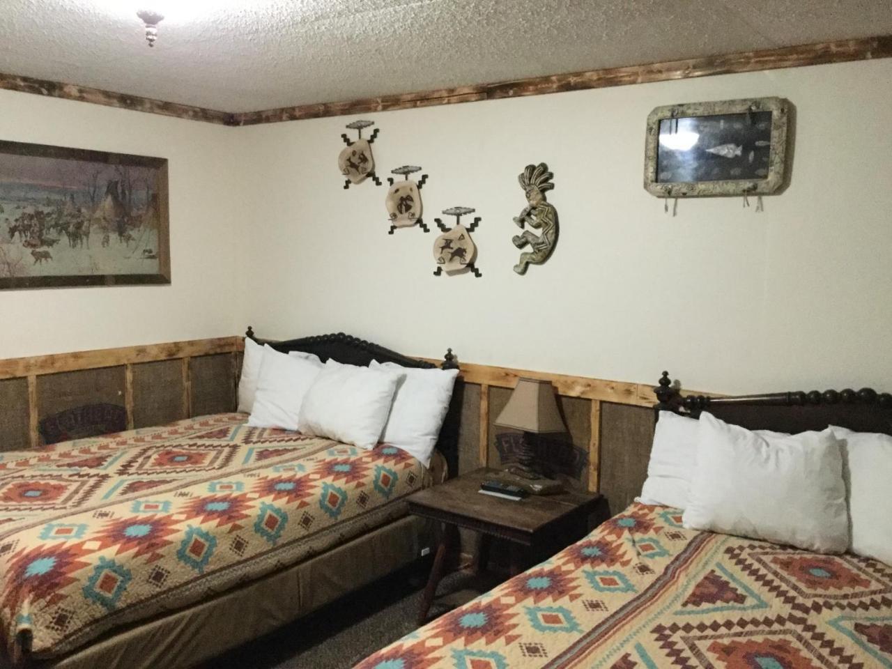 Black Bear Motel Davenport 외부 사진