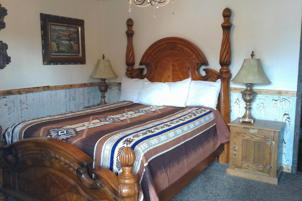 Black Bear Motel Davenport 외부 사진