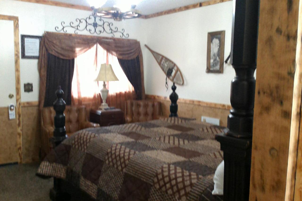 Black Bear Motel Davenport 외부 사진